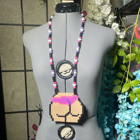 Jewelry - Butt edm perler